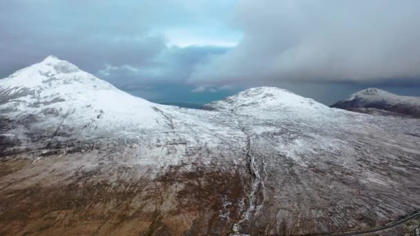 R251 Next Snow Covered Mount Errigal Highest Mountain Donegal Ireland — 图库视频影像