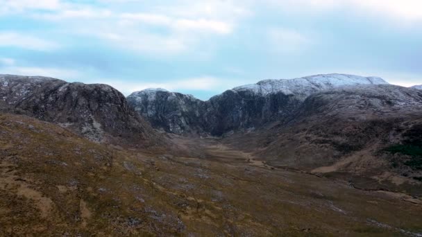 Aerial View Poisen Glen Next Mount Errigal Highest Mountain Donegal — Stockvideo