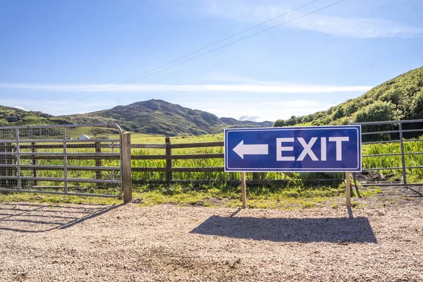 Exit Sign Wooden Fence Farm Camping Site — Stock Photo, Image
