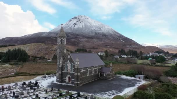 Kostel Nejsvětějšího Srdce Dunlewey Blízkosti Mount Errigal Hrabství Donegal Irsko — Stock video
