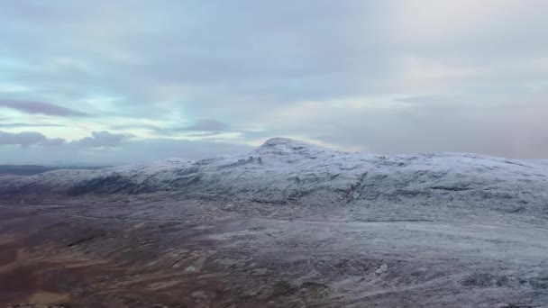 大雪覆盖了多内加尔的多伊什山 爱尔兰 — 图库视频影像