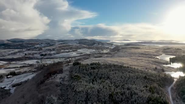 Aerial View Snow Covered Bonny Glen Portnoo County Donegal Ireland — Stok video