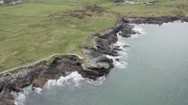 Portnoo tarafından İrlanda 'nın Donegal ilçesindeki sahil manzarası