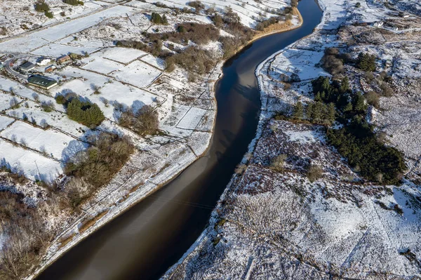 Vista Aérea Del Río Gweebarra Cubierto Nieve Entre Doochary Lettermacaward — Foto de Stock