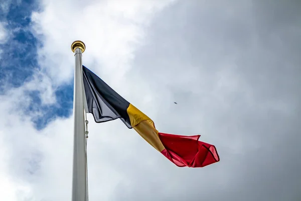 Vlajka Belgie Mávat Větru — Stock fotografie