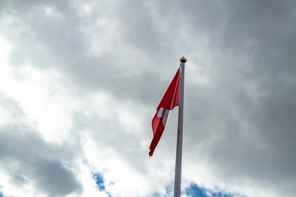 Švýcarská Národní Vlajka Není Vlát Větru — Stock fotografie