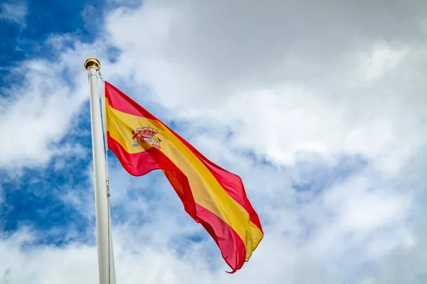 바람에 흔들리는 스페인의 — 스톡 사진