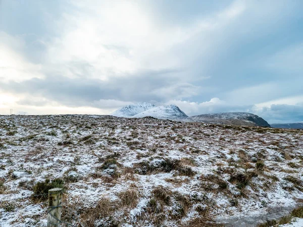 Snow Covered Mount Errigal Highest Mountain Donegal Ireland — Zdjęcie stockowe