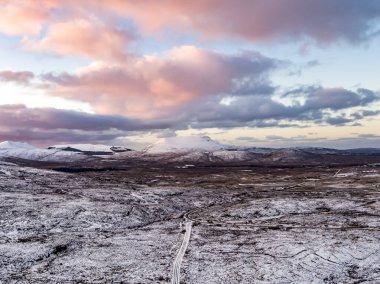 Muckish 'in havadan görünüşü Gartan Dağı, Donegal İlçesi - İrlanda.