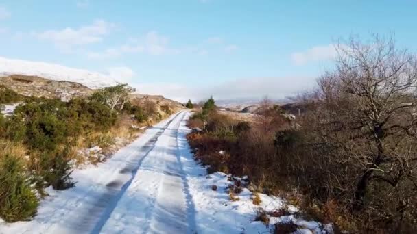Driving Snow Covered Glenveagh National Park Shadow Mountain County Donegal — Stock Video