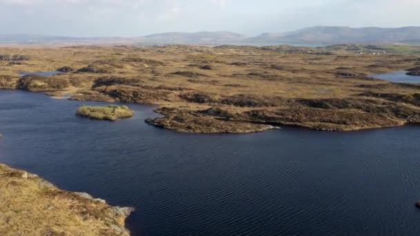 Εναέρια Άποψη Των Lough Birroge Και Ringfort Παραμένει Από Portnoo — Αρχείο Βίντεο