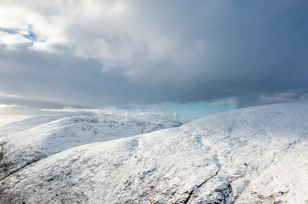 Snow Covered Glenveagh Mountains Glen County Donegal Republic Ireland — Stockfoto