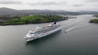 KILLYBEGS, IRELAND - 16 Mayıs 2023: Norveç Yıldızı Killybegs 'i ziyaret ettikten sonra ayrılıyor.