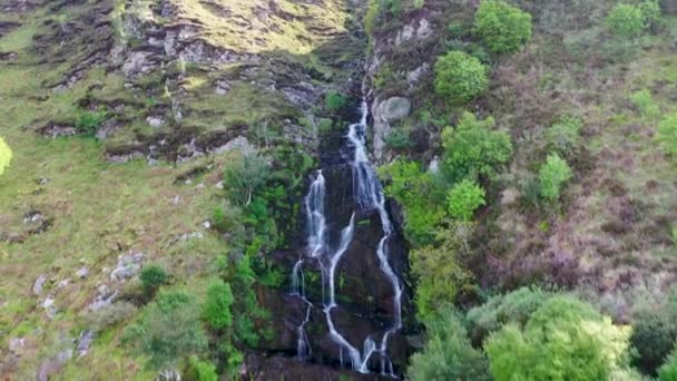 Antenne Van Assaranca Waterval County Donegal Ierland — Stockvideo