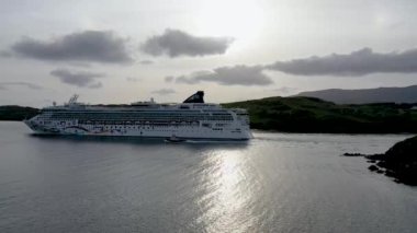 KILLYBEGS, IRELAND - 16 Mayıs 2023: Norveç Yıldızı Killybegs 'i ziyaret ettikten sonra ayrılıyor.