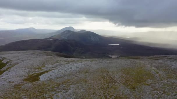 Den Karga Och Steniga Platta Toppen Muckish Mountain Donegal Irland — Stockvideo