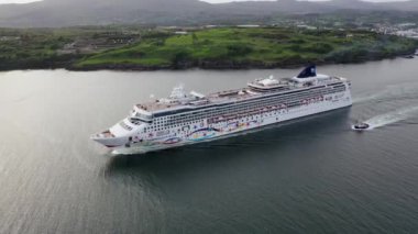 KILLYBEGS, IRELAND - 16 Mayıs 2023: Norveç Yıldızı Killybegs 'i ziyaret ettikten sonra ayrılıyor.