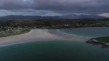 Donegal İlçesi Portnoo 'da günbatımı - İrlanda.