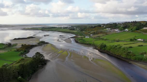 Vista Aérea Ballyness Bay Por Gortahork Condado Donegal Irlanda — Vídeo de stock