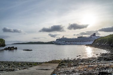KILLYBEGS, IRELAND - 16 Mayıs 2023: Norveç Yıldızı Killybegs 'i ziyaret ettikten sonra ayrılıyor.