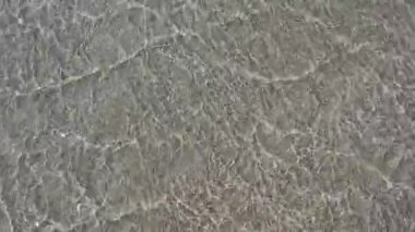 Atlantik üzerinden Cruit Adası, Donegal, İrlanda 'ya giden köprünün havadan görüntüsü..