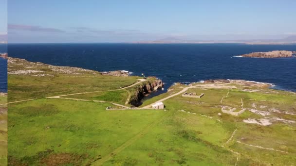 Vista Aérea Del Acantilado Owey Island Condado Donegal Irlanda — Vídeos de Stock