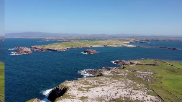 Vista Aérea Penhasco Owey Island Condado Donegal Irlanda — Vídeo de Stock
