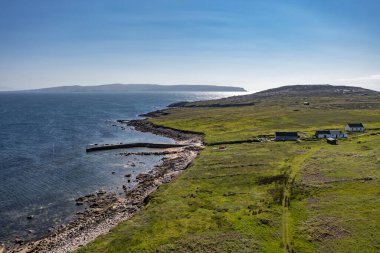 Owey Adası, Donegal İlçesi, İrlanda 'daki iskelenin havadan görüntüsü..