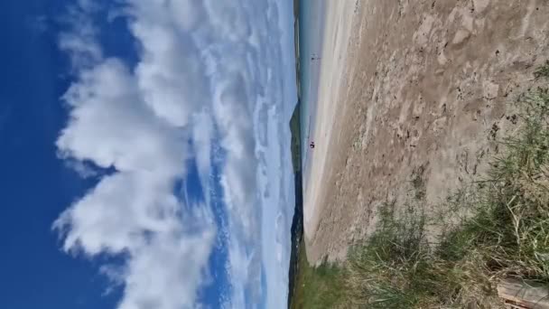 アイルランド ドニゴール州ポートヌスによるナリンビーチでの穏やかな一日 — ストック動画