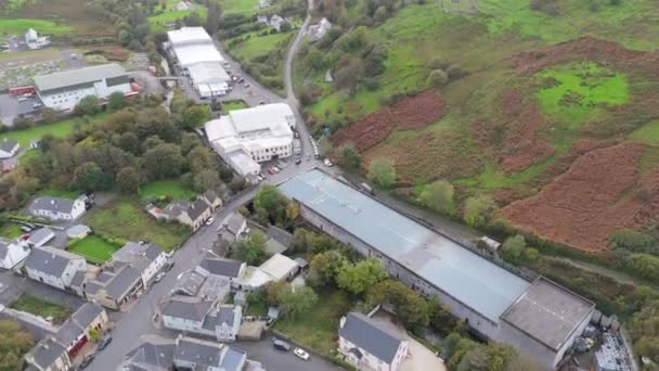 Kilcar Donegal Rlanda Daki Aislann Toplum Merkezi Nin Hava Görüntüsü — Stok video