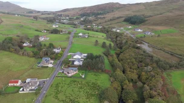 Vista Aérea Kilcar Por Killybegs Condado Donegal Irlanda — Vídeo de stock