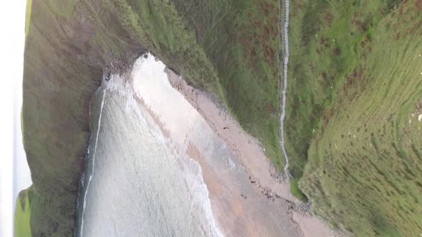 Widok Lotu Ptaka Piękne Wybrzeże Malin Beg Hrabstwie Donegal Irlandia — Wideo stockowe
