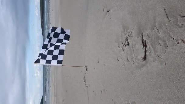 Revisada Bandera Blanca Bandera Carreras Narin Strand Por Portnoo Condado — Vídeos de Stock