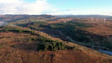 Bonny Glen 'in havadan görünüşü Portnoo' nun County Donegal - İrlanda