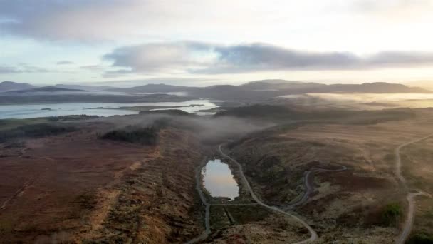 Vue Aérienne Bonny Glen Par Portnoo Dans Brouillard Comté Donegal — Video