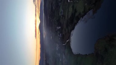 Donegal İlçesi 'nden Portnoo' nun Kilclooney 'nin Hava Görüntüsü