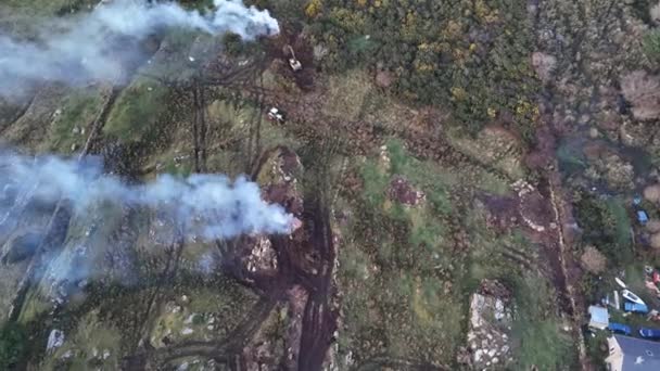 ポートヌスによるカスティーゴランドの丘の航空眺め 郡ドニゴール アイルランド — ストック動画