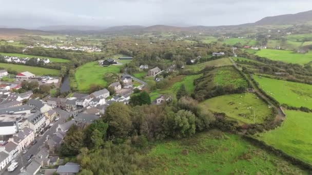 Vista Aérea Costa Atlántica Por Ardara Condado Donegal Irlanda — Vídeo de stock