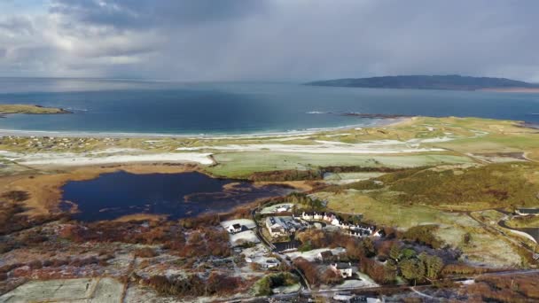 Veduta Aerea Del Lago Clooney Inverno Portnoo Nella Contea Donegal — Video Stock