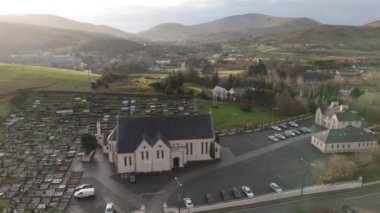 Ardara 'nın Donegal İlçesi' ndeki hava görüntüsü - İrlanda.