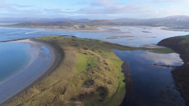 Vista Aérea Cashelgolan Castlegoland Playa Del Condado Portnoo Donegal Irlanda — Vídeos de Stock