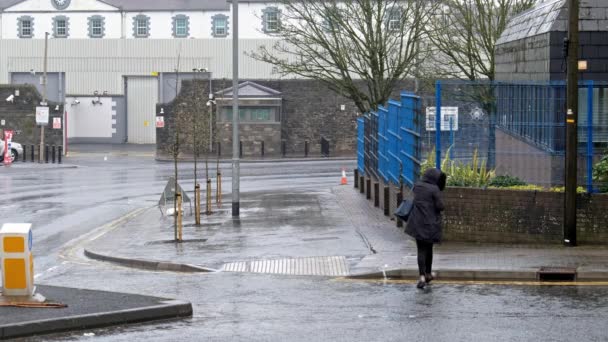 Enniskillen Ulster Northern Ireland Март 2019 Полицейский Участок Защищен Огромным — стоковое видео