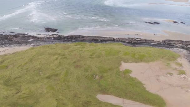Luchtfoto Van Cashelgolan Castlegoland Strand Bij Portnoo County Donegal Ierland — Stockvideo