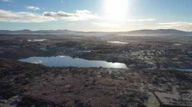 Kışın Lough modasının hava manzarası, Donegal İlçesi, İrlanda Cumhuriyeti.