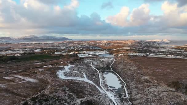 Donegal Rlanda Portnoo Tarafından Kaplanan Bonny Glen Hava Görüntüsü — Stok video