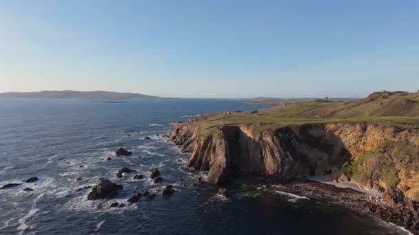 Αεροφωτογραφία Του Crohy Head Sea Arch County Donegal Ιρλανδία — Αρχείο Βίντεο
