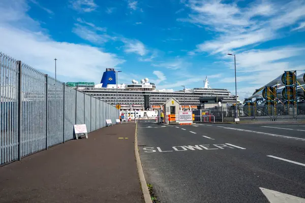 Killybegs Ireland 2023 Arkadia Venter Passasjerer Havnen stockbilde