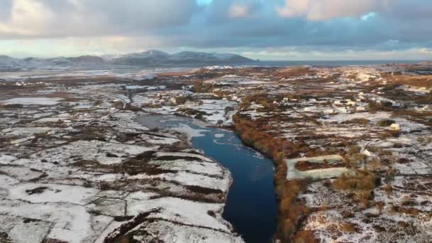 Sneeuw Bedekt Lough Fad Gebied Door Portnoo County Donegal Ierland — Stockvideo