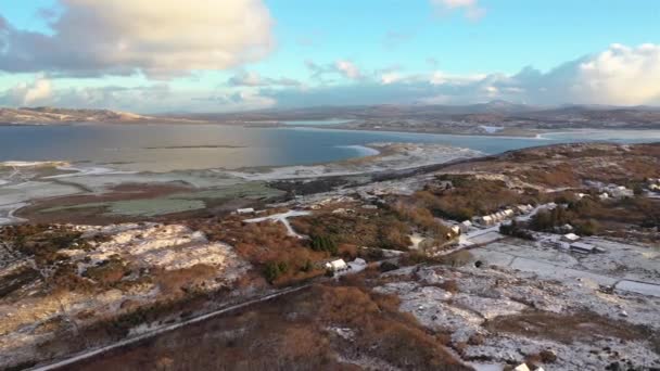 Vista Aérea Neve Coberta Clooney Por Portnoo County Donegal Irlanda — Vídeo de Stock