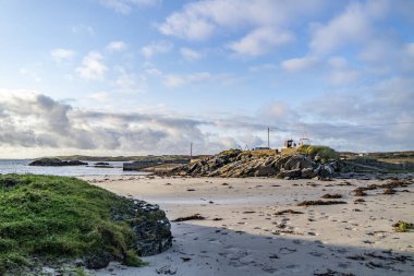 İrlanda 'daki Rosbeg County Donegal sahil şeridi..